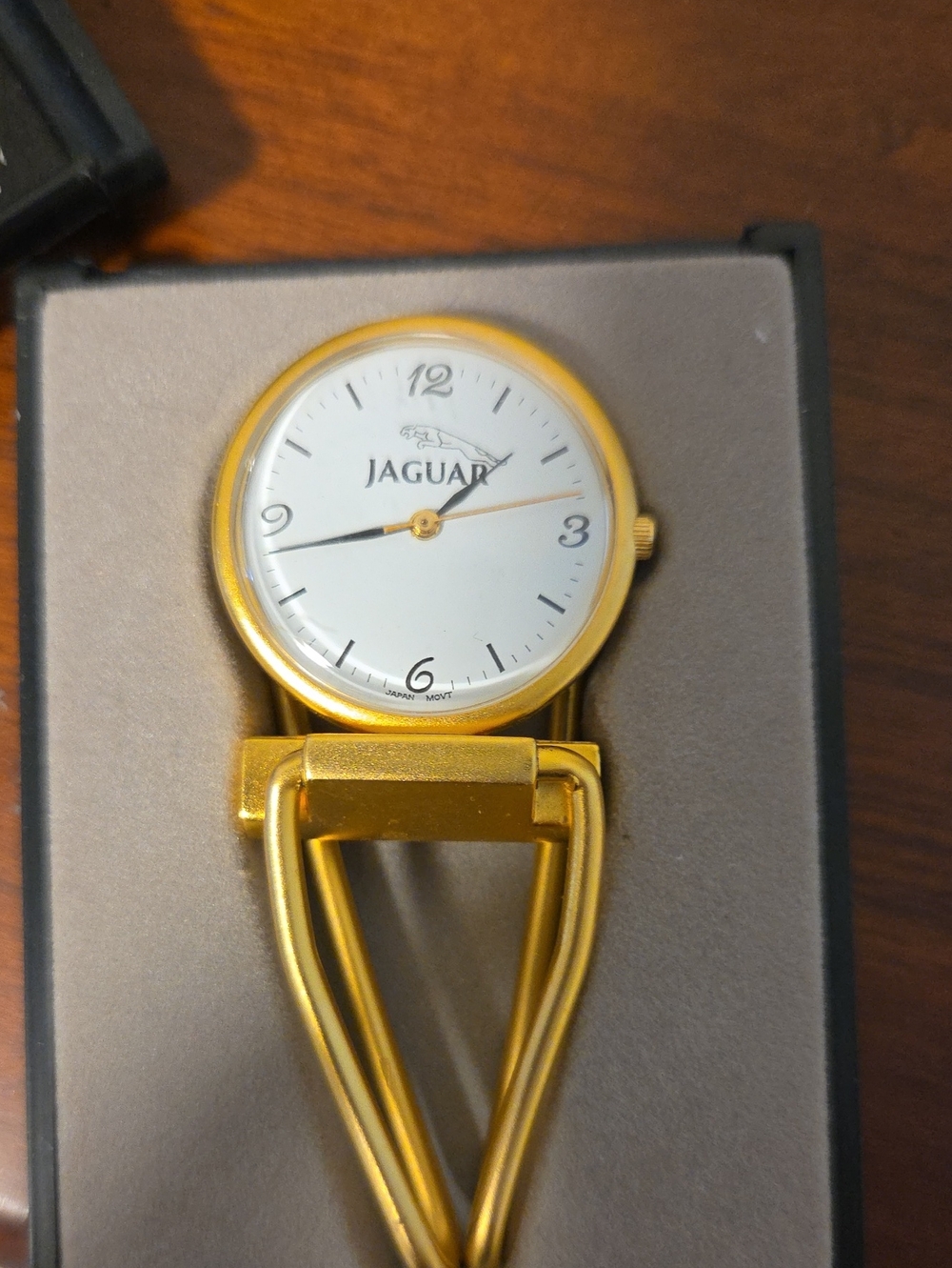 Jaguar Visor Gold Clip-On Watch